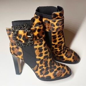 Karl Lagerfeld Paris Women’s Vania Leopard Print Ankle Booties Size- 6 M